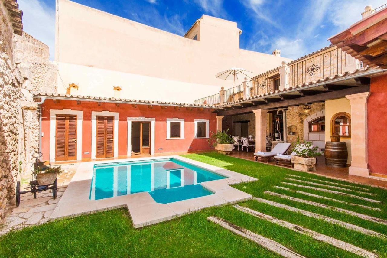Vakantiehuis Town House Bassa